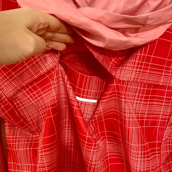 Nike Wind Breaker - Picture 4 of 5